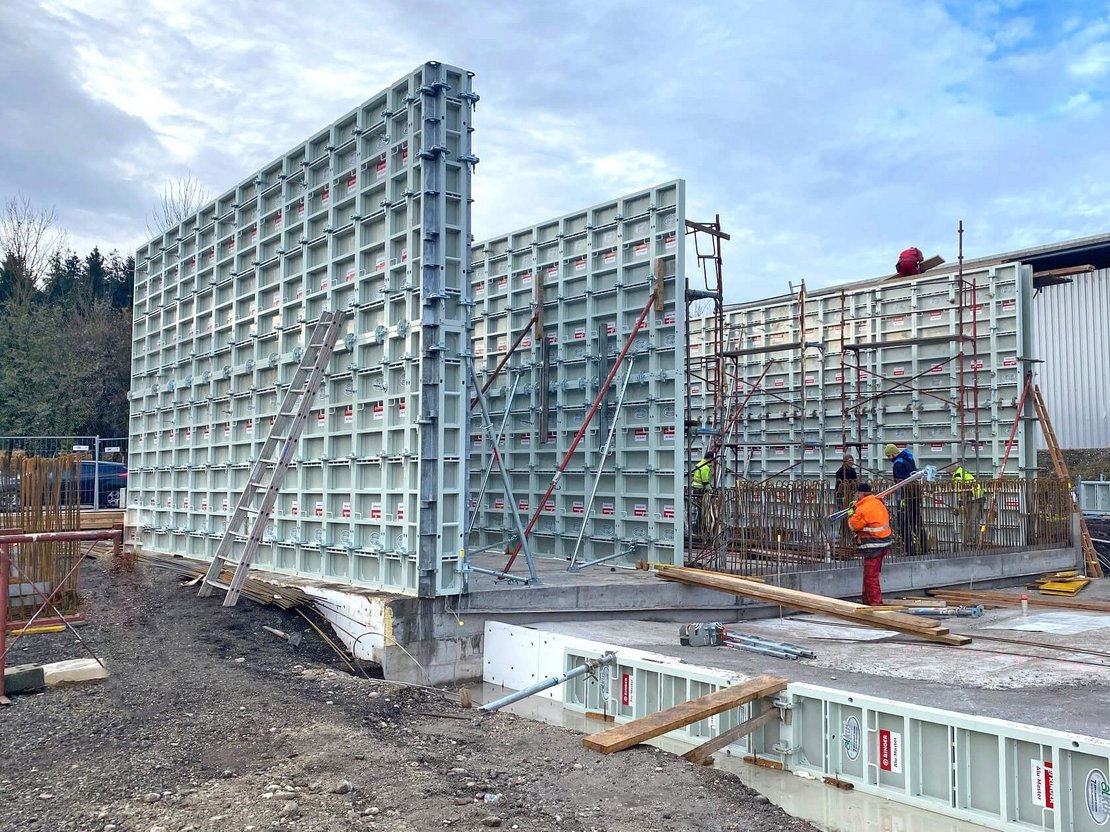 Stenski opaž ALU Master