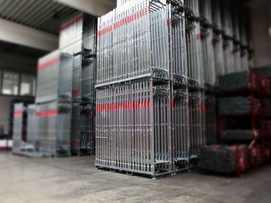 Stacking frames for scaffolding - RINGER