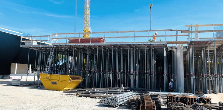 DEKplus Deckentisch bei Neubau ECM-Group