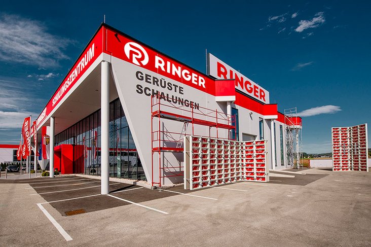 RINGER Ausstellungszentrum in Regau
