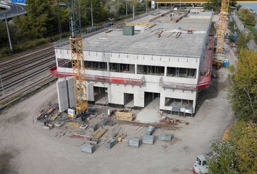 RINGER Seitenschutzgitter und Kletterbühnen