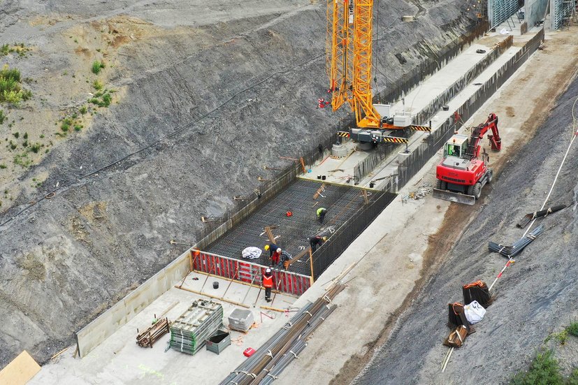 Bodenplatte geschalt mit Stahl Master