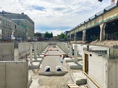 Tiefgarage mit Säulen und Wandscheiben