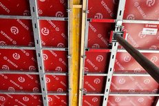 Ausgleich Schalung mit Schalungsplatte