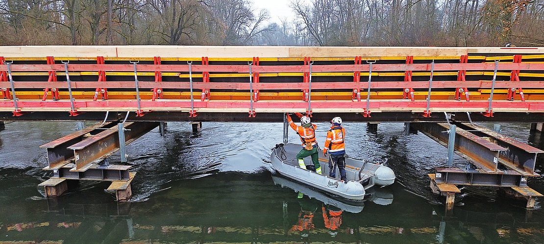 Fall protection for bridge structures using the FormKIT civil engineering construction kit
