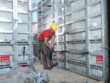 Wall formwork