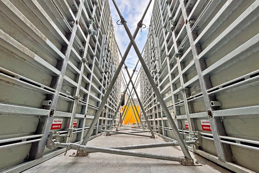 Master PRO Wandschalung für Lifttunnelanlage