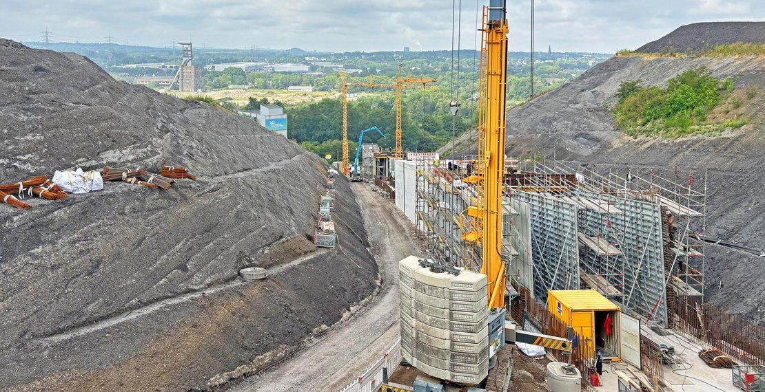 Lifttunnelkonstruktion in ehemaliger Abraumhalde