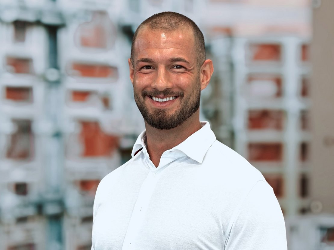 Alexander Hollaus - RINGER Außendienst Bayern