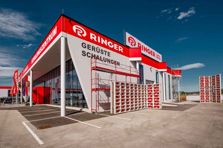 RINGER Ausstellungszentrum in Regau