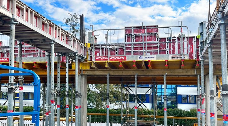 Betonierte Unterzüge mit AL2000 und AluDEK