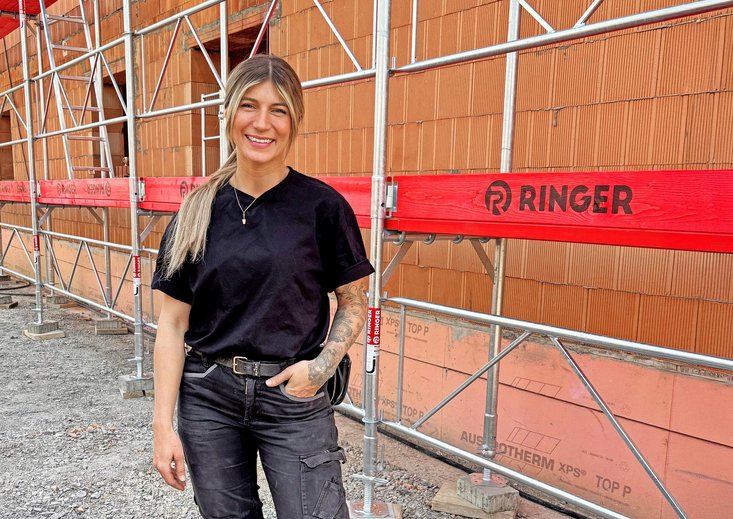 Julia Schäfer - Maurermeisterin, Betonbaumeisterin & Content-Creatorin