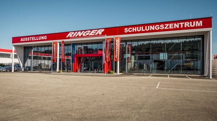 ausstellungszentrum schulungszentrum der ringer gmbh Ringer Exhibition and Training Center