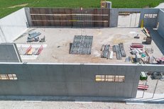 Shell construction of an agricultural machine hall in Lambach