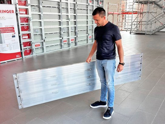 RINGER Alu-Belagsbühne