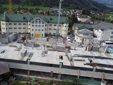 deckenschalung AluDEK + wandschalung AL2000 im wellnesshotel dilly von ringer 