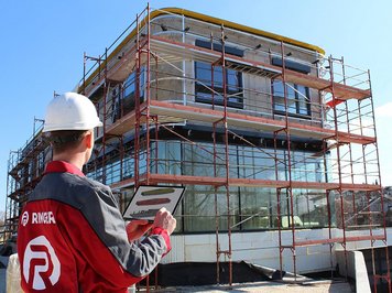 fassadengerüst arbeiter von ringer gmbh 