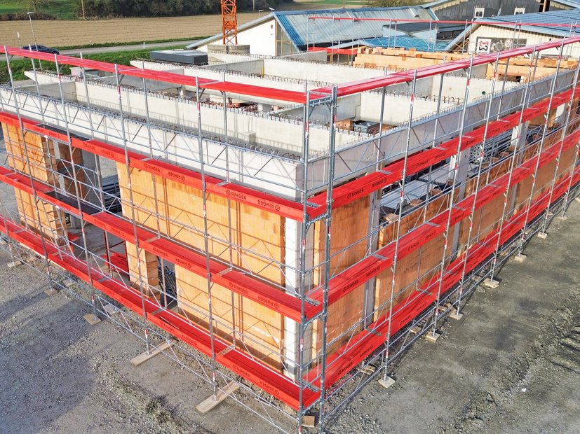 Rohbau Firmenhalle Tschulique - Julia Schäfer