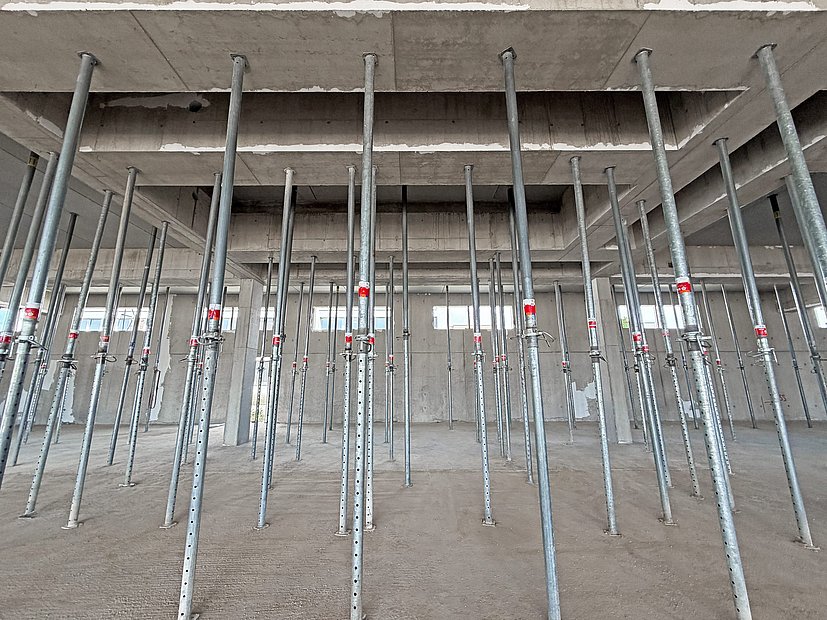 Supporting structure placement