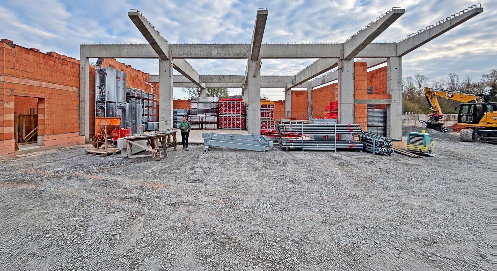 Shell construction of Tschulique’s company hall